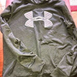 Under armour Olive Green Fleece Pullover with White Logo Tag